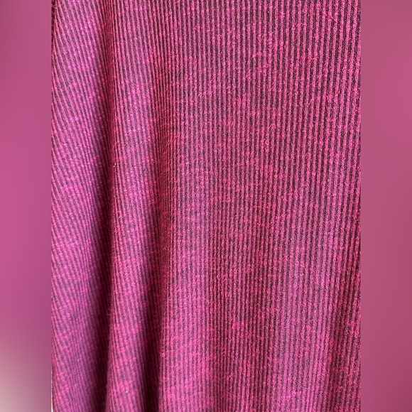 Lane Bryant Dark Wine Cowl Neck Ribbed Slouchy Loose Fit Sweater Top Sz 14/16 - Picture 6 of 12